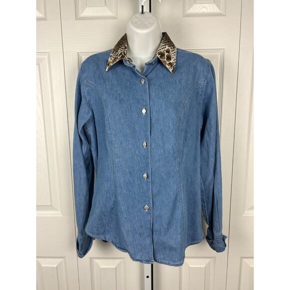Vintage Bill Blass Women's Denim Jean Python Snake Print Collared Blouse Small - Picture 7 of 8
